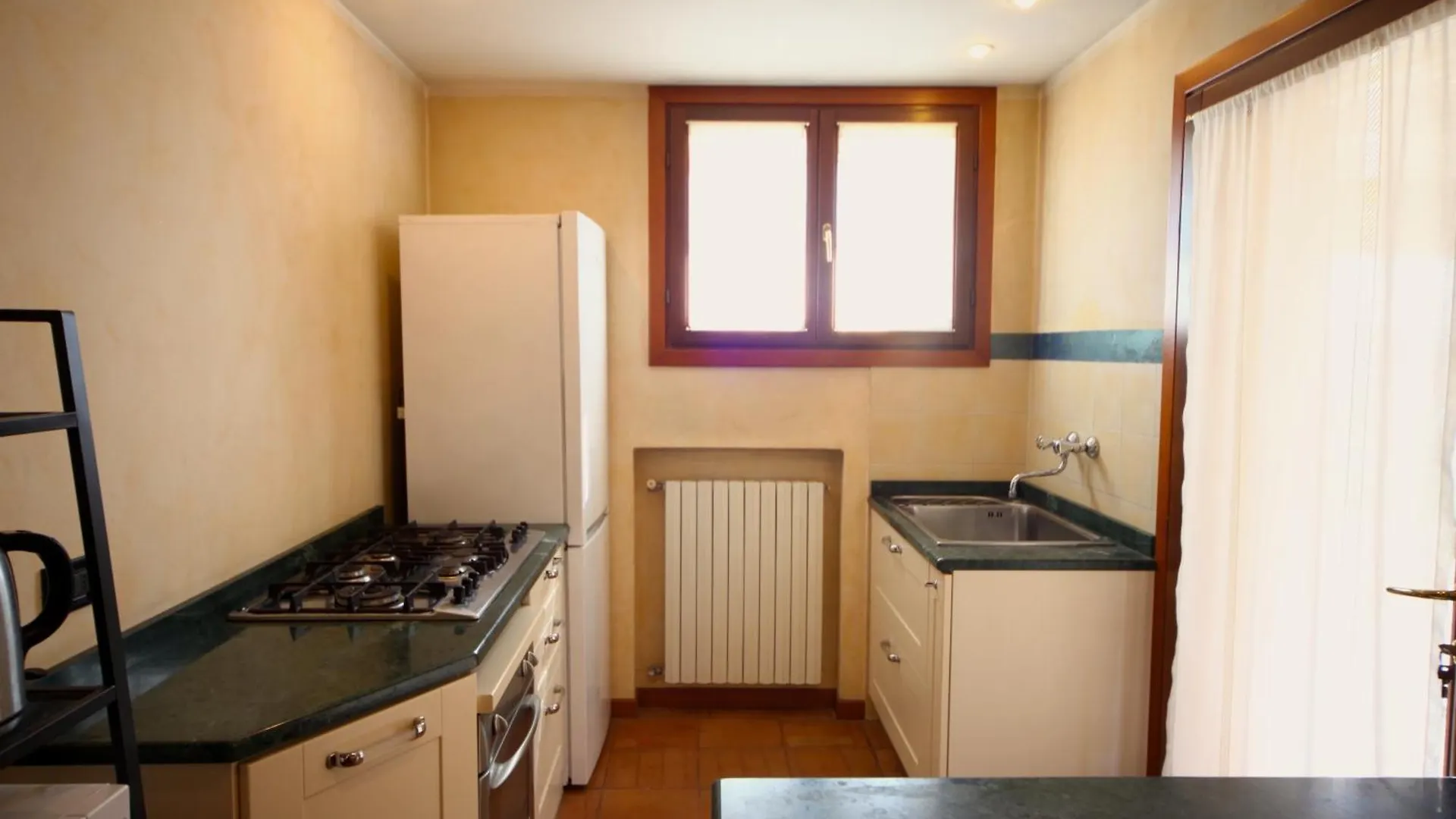 Tenuta Santa Lucia سيليا 0*,  إيطاليا